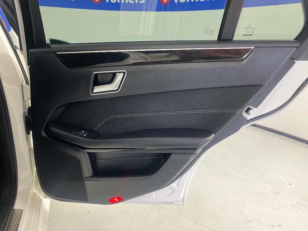 Photo '19' of Mercedes-Benz E250