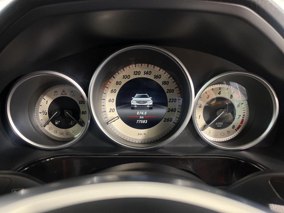 Photo '21' of Mercedes-Benz E250