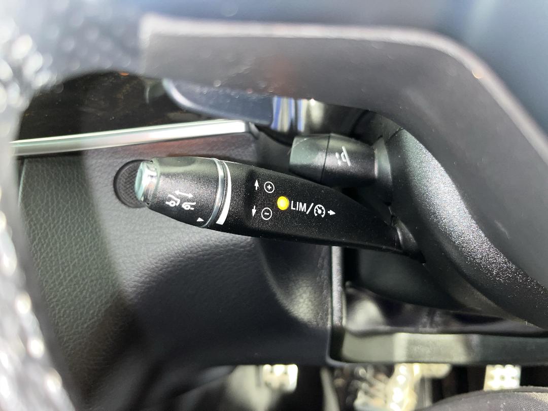 Photo '25' of Mercedes-Benz E250