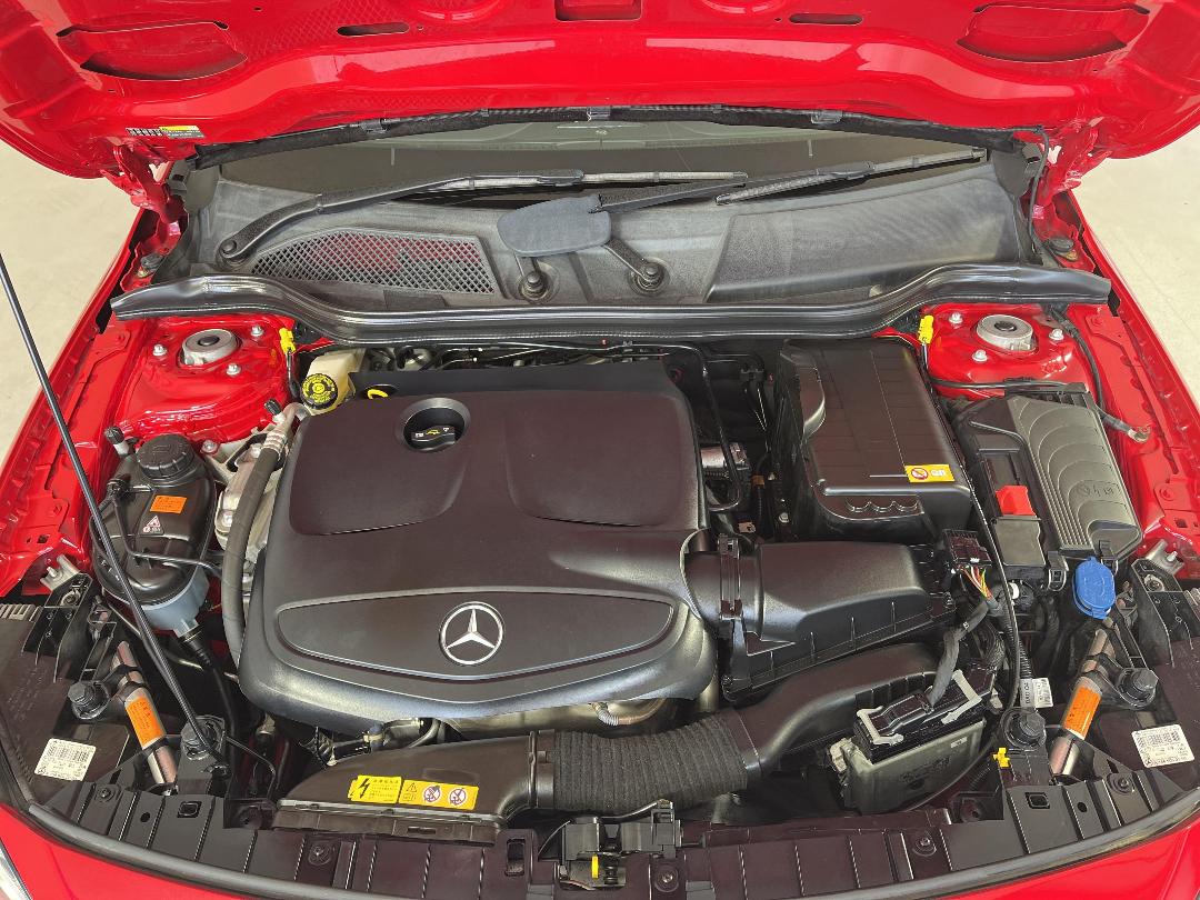 Photo '13' of Mercedes-Benz GLA