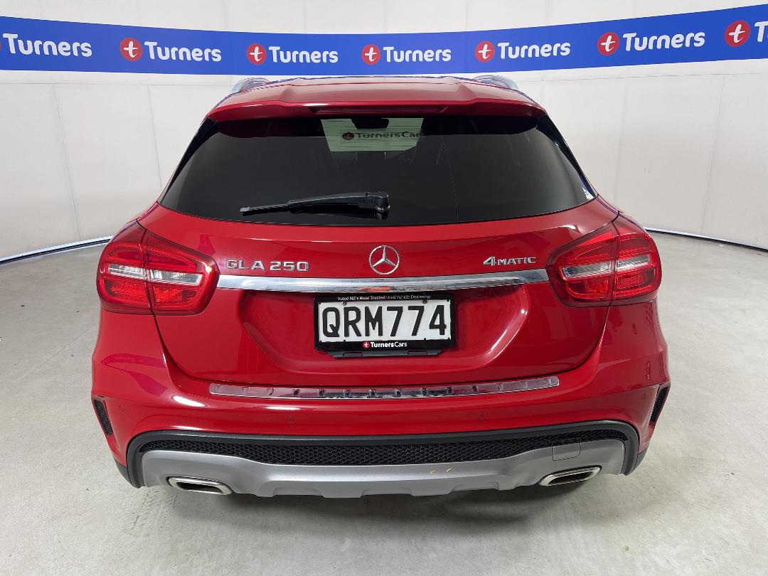 Photo '6' of Mercedes-Benz GLA