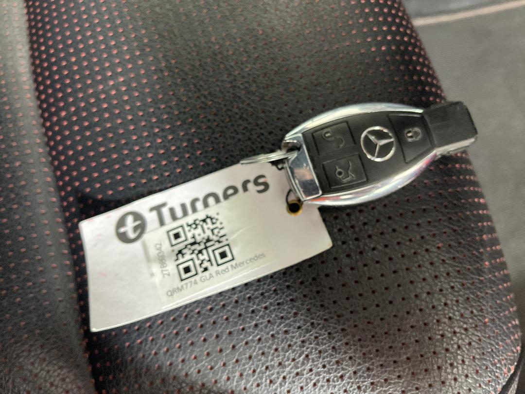 Photo '22' of Mercedes-Benz GLA