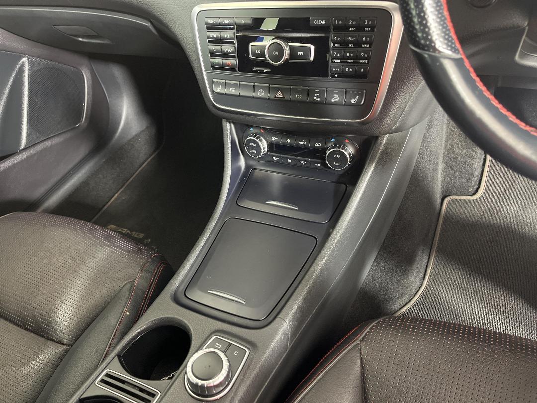 Photo '18' of Mercedes-Benz GLA