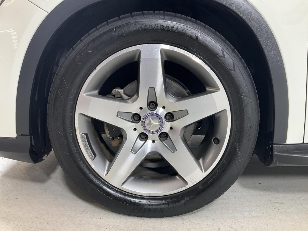 Photo '10' of Mercedes-Benz GLA180 Photo '10' of Mercedes-Benz GLA180