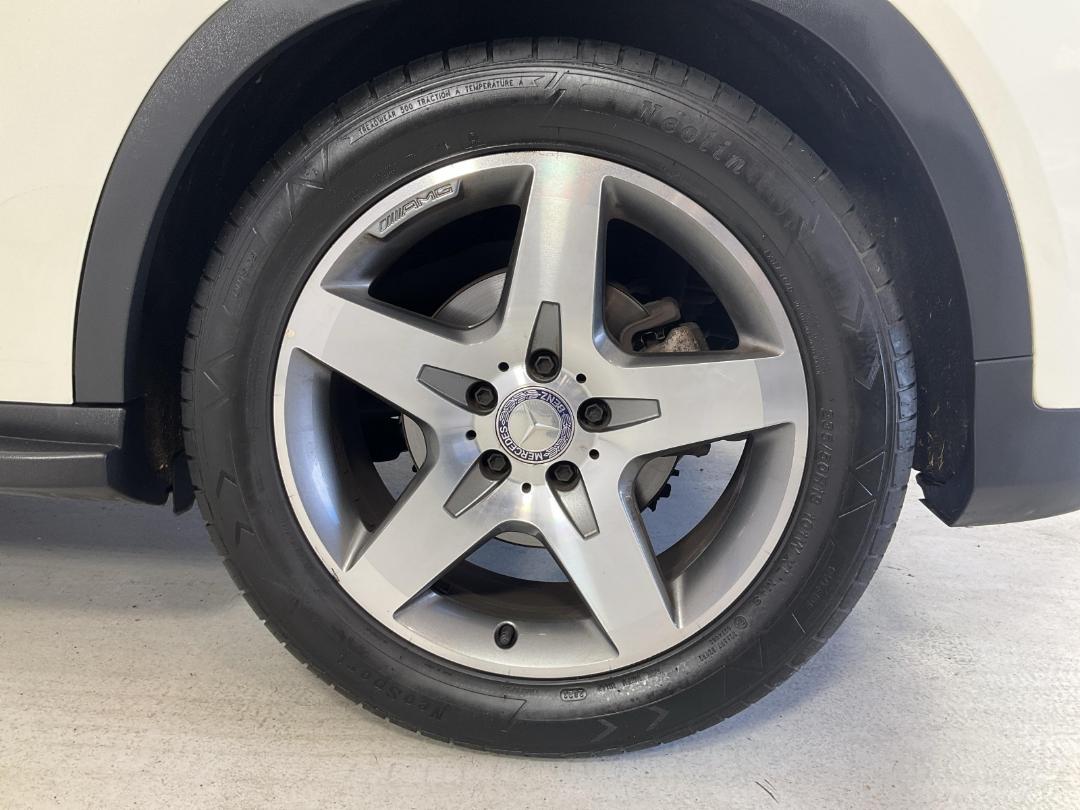 Photo '11' of Mercedes-Benz GLA180 Photo '11' of Mercedes-Benz GLA180