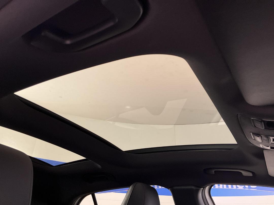 Photo '25' of Mercedes-Benz GLA180 Photo '25' of Mercedes-Benz GLA180