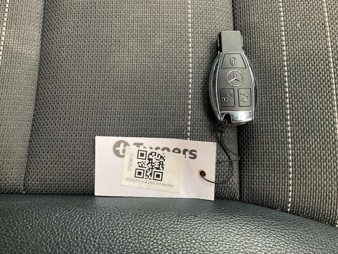 Photo '16' of Mercedes-Benz GLA180