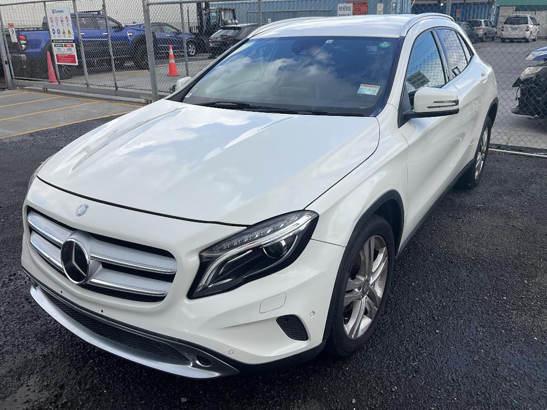 Photo '3' of Mercedes-Benz GLA180