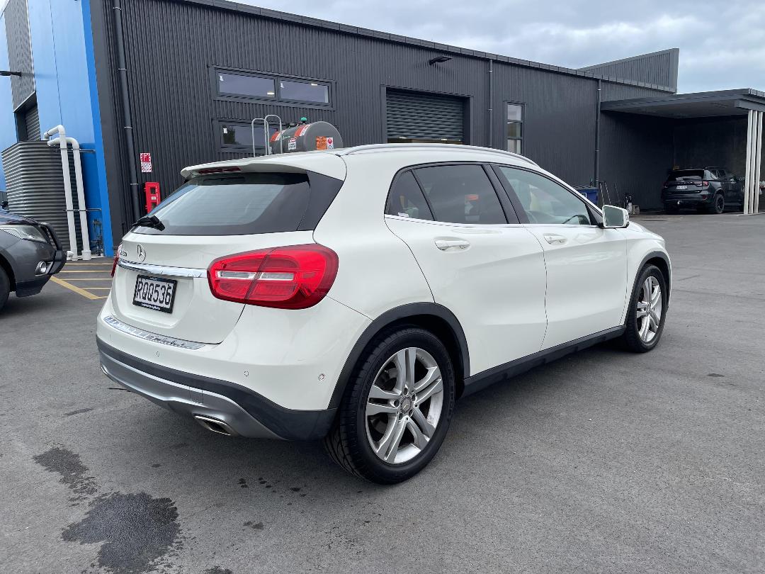 Photo '7' of Mercedes-Benz GLA180 Photo '7' of Mercedes-Benz GLA180