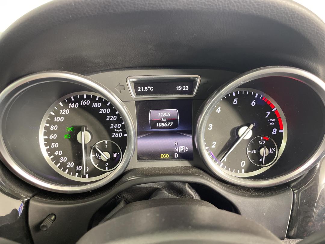 Used MercedesBenz MClass ML 400 2014 North Shore at Turners Cars 26351278 Turners