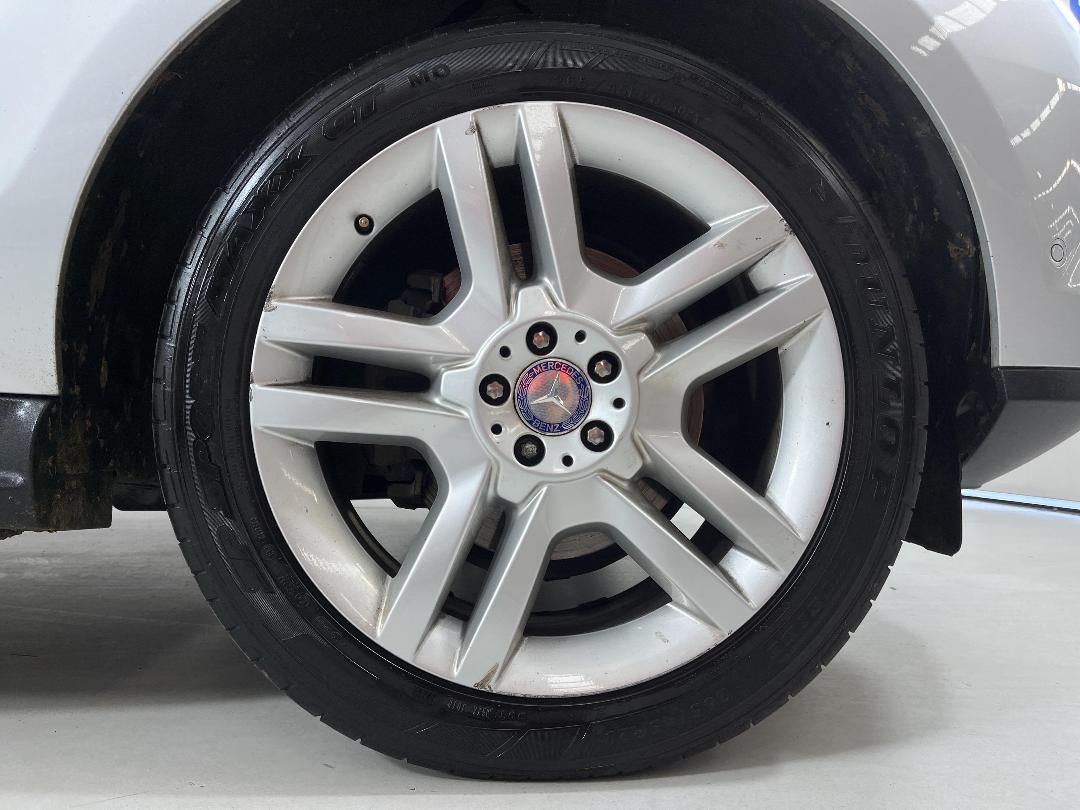 Photo '9' of Mercedes-Benz M-Class