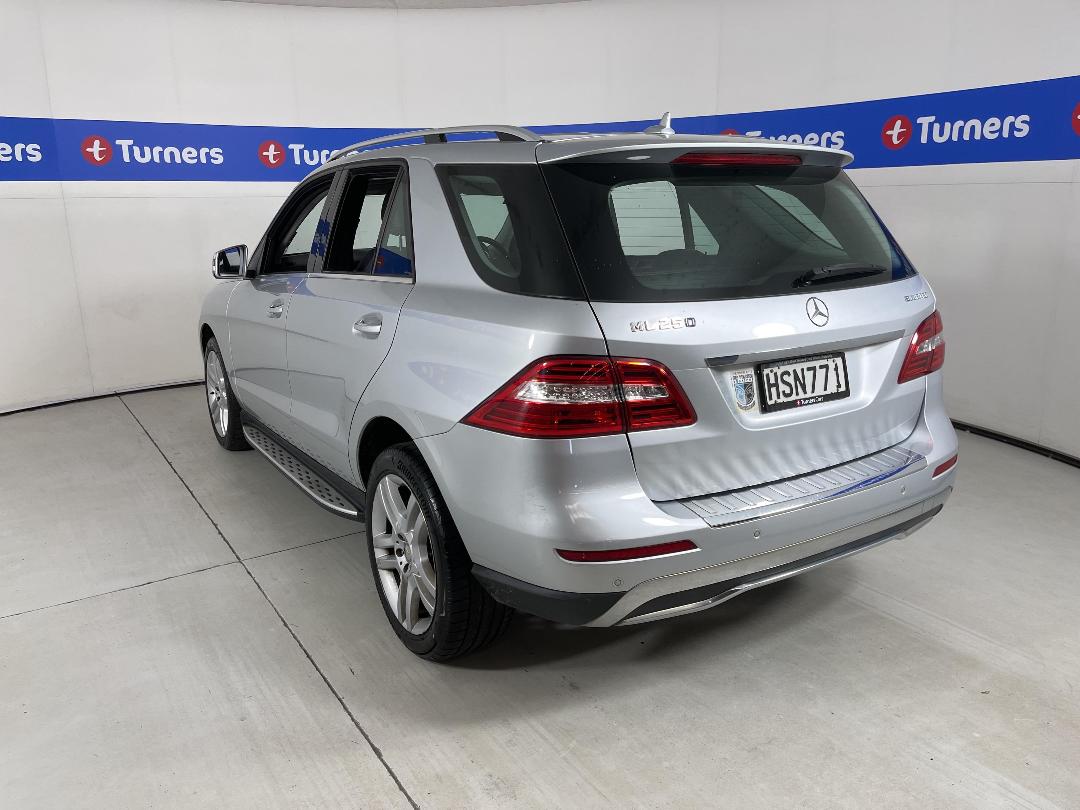 Photo '5' of Mercedes-Benz M-Class