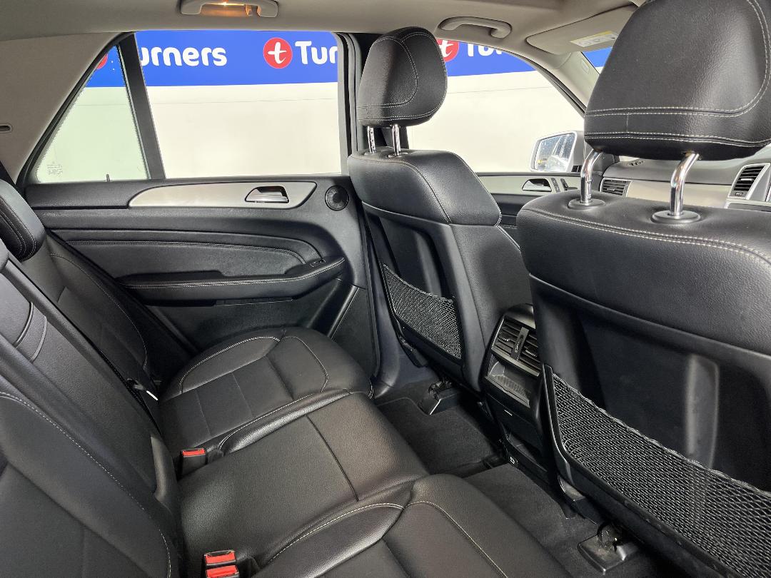 Photo '20' of Mercedes-Benz M-Class