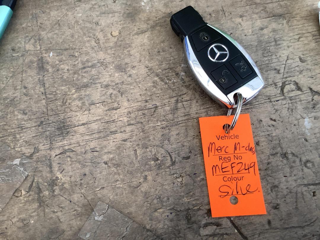 Photo '19' of Mercedes-Benz M-Class ML 250 Bluetec Photo '19' of Mercedes-Benz M-Class ML 250 Bluetec