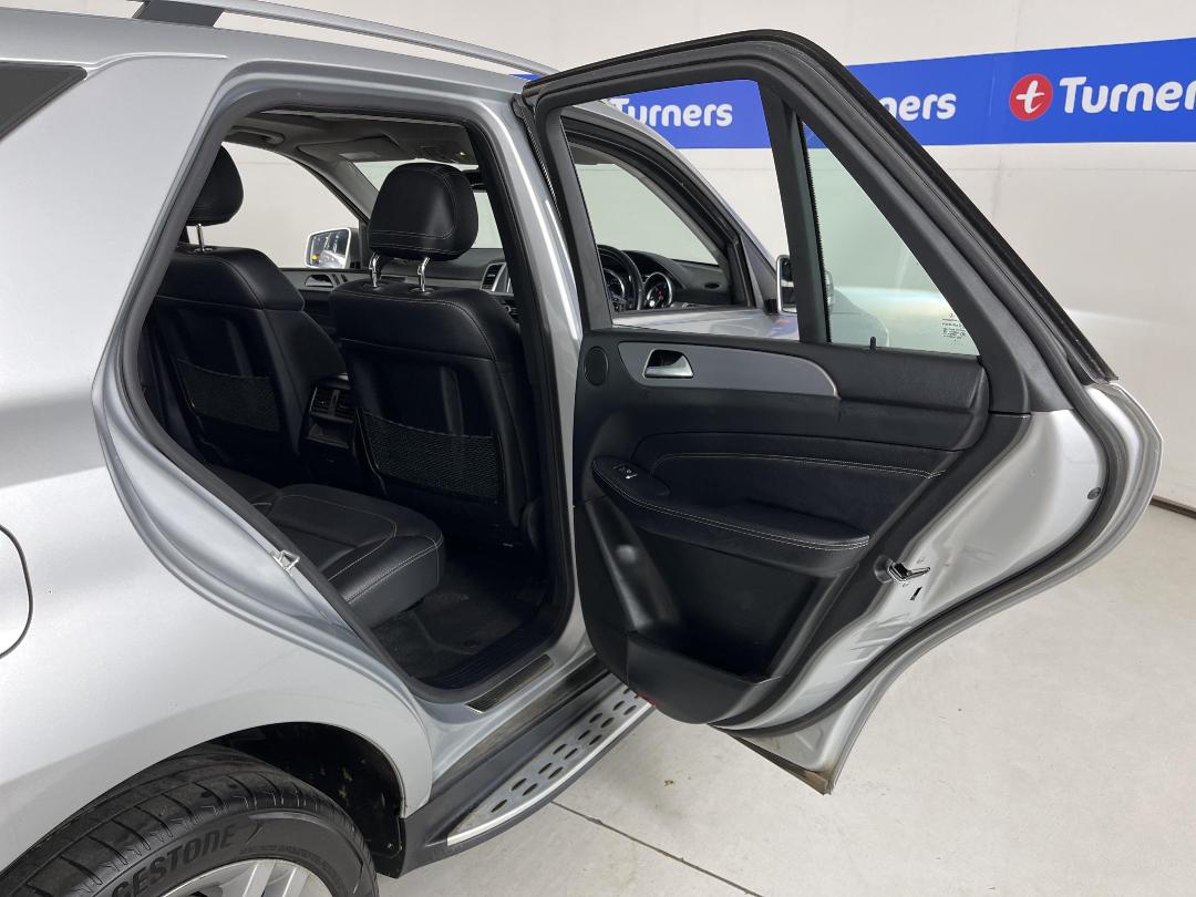 Photo '19' of Mercedes-Benz ML 250