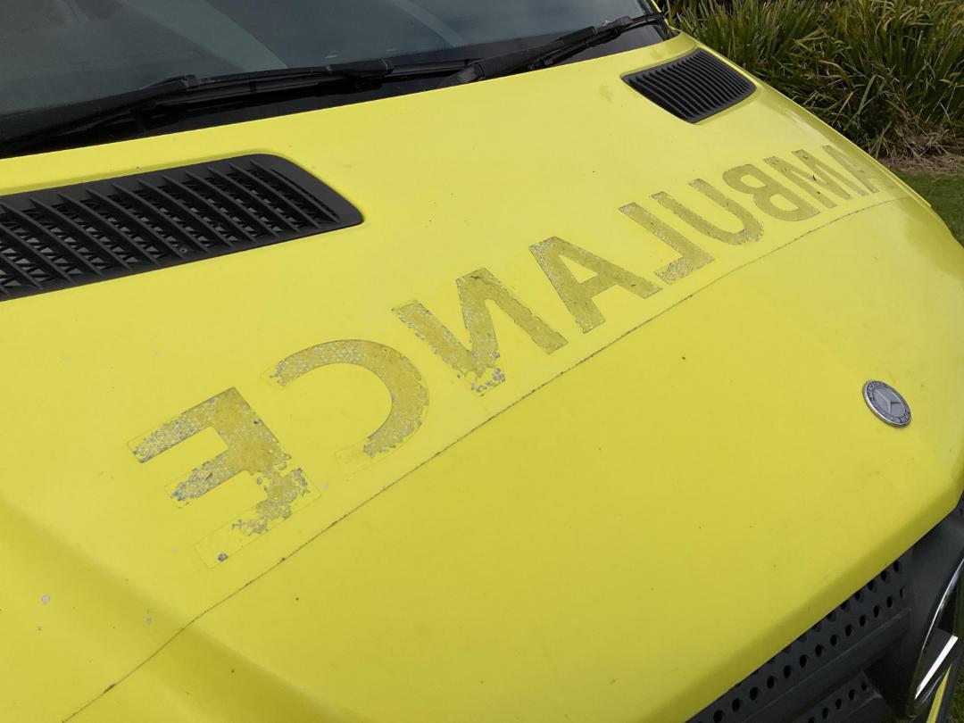 Photo '37' of Mercedes-Benz Sprinter C/C 319 CDI 3665 S Ambulance Photo '37' of Mercedes-Benz Sprinter C/C 319 CDI 3665 S Ambulance