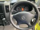 Thumbnail '21' of Mercedes-Benz Sprinter C/C 319 CDI 3665 S Ambulance