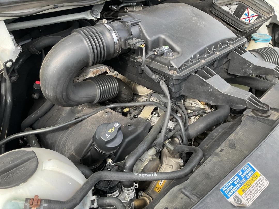 Photo '46' of Mercedes-Benz Sprinter C/C 319 CDI 3665 S Ambulance Photo '46' of Mercedes-Benz Sprinter C/C 319 CDI 3665 S Ambulance