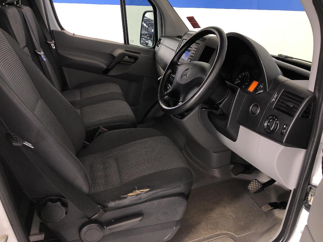 Photo '16' of Mercedes-Benz Sprinter Photo '16' of Mercedes-Benz Sprinter