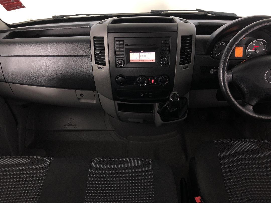 Photo '17' of Mercedes-Benz Sprinter Photo '17' of Mercedes-Benz Sprinter