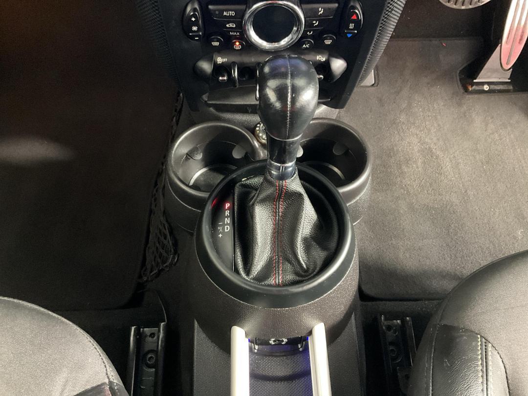 Photo '18' of Mini Cooper Photo '18' of Mini Cooper