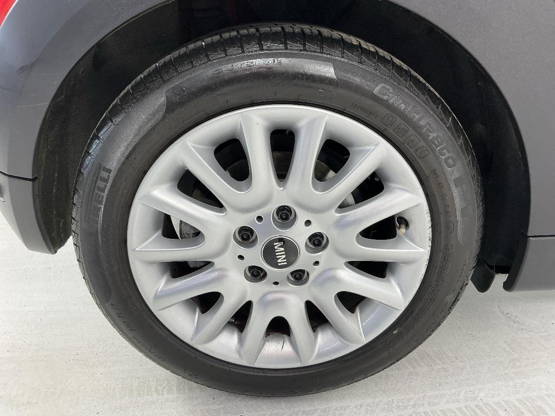 Photo '12' of Mini Hatch