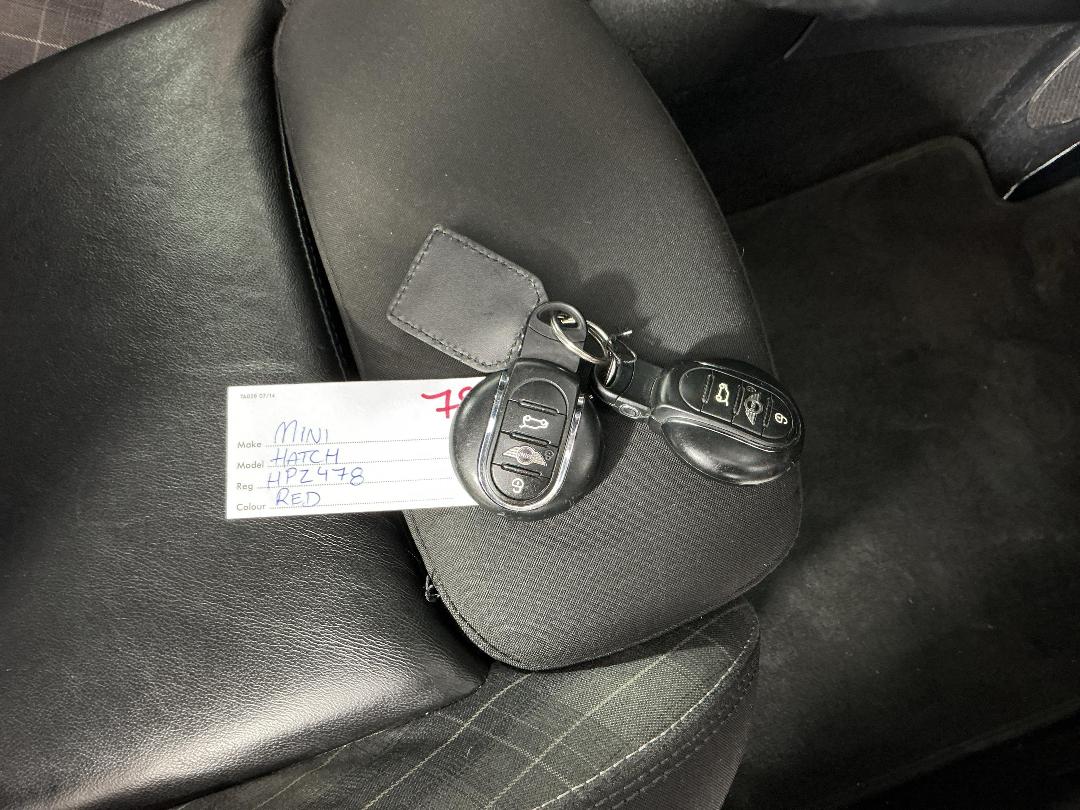 Photo '21' of Mini Hatch