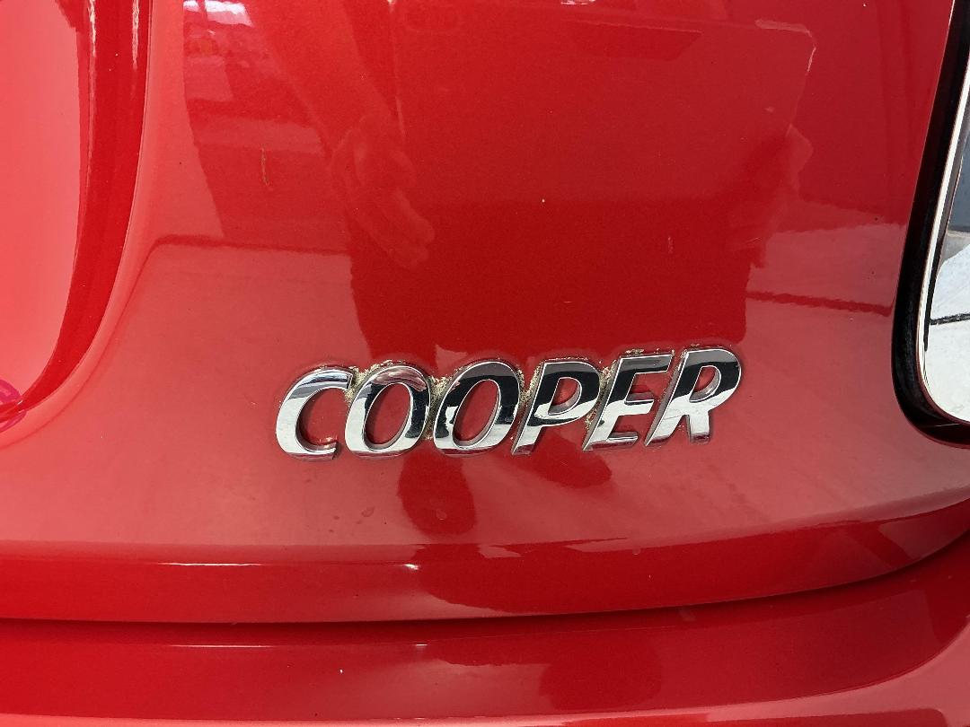 Photo '28' of Mini Hatch