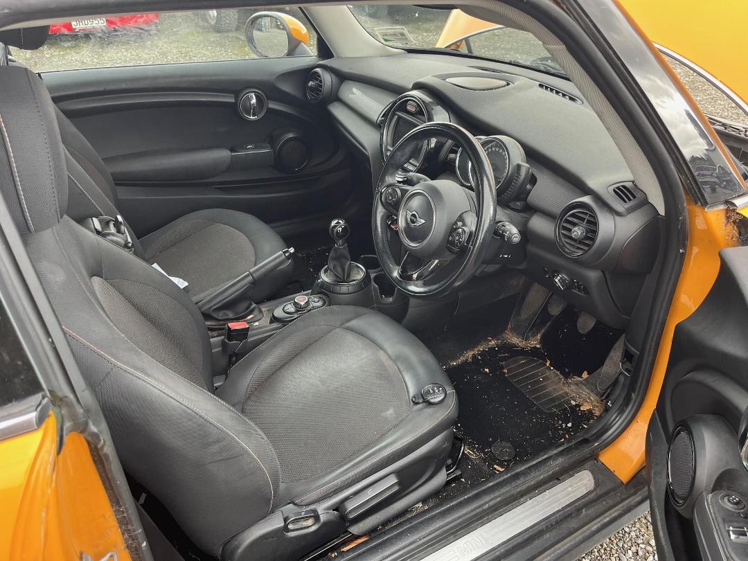 Photo '10' of Mini Hatch Cooper