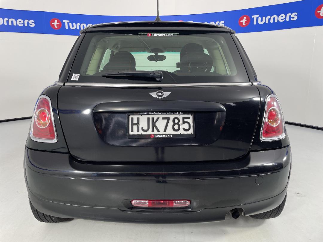 Photo '6' of Mini ONE