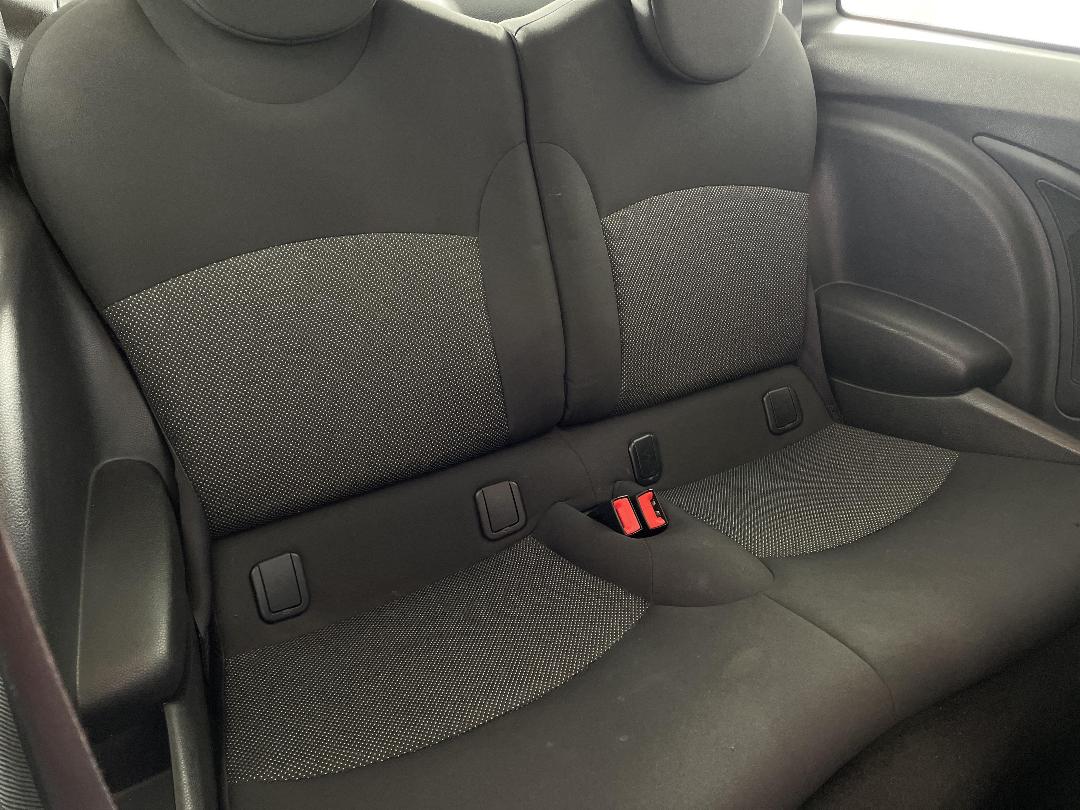 Photo '19' of Mini ONE