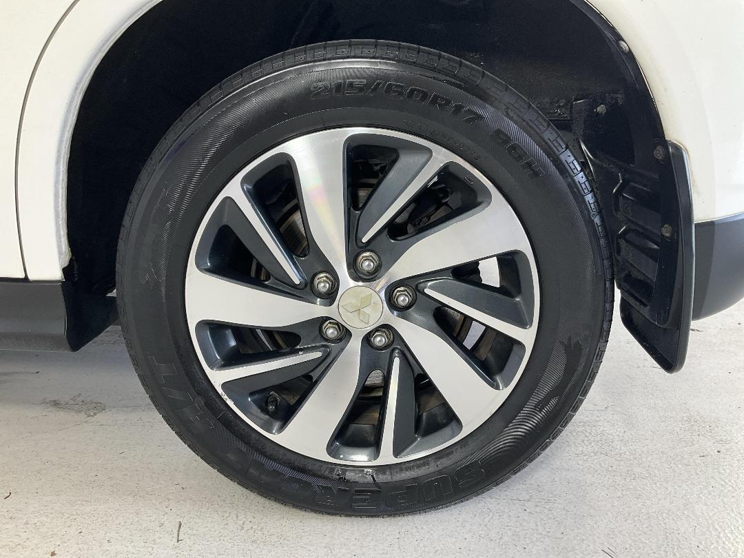 Photo '11' of Mitsubishi ASX