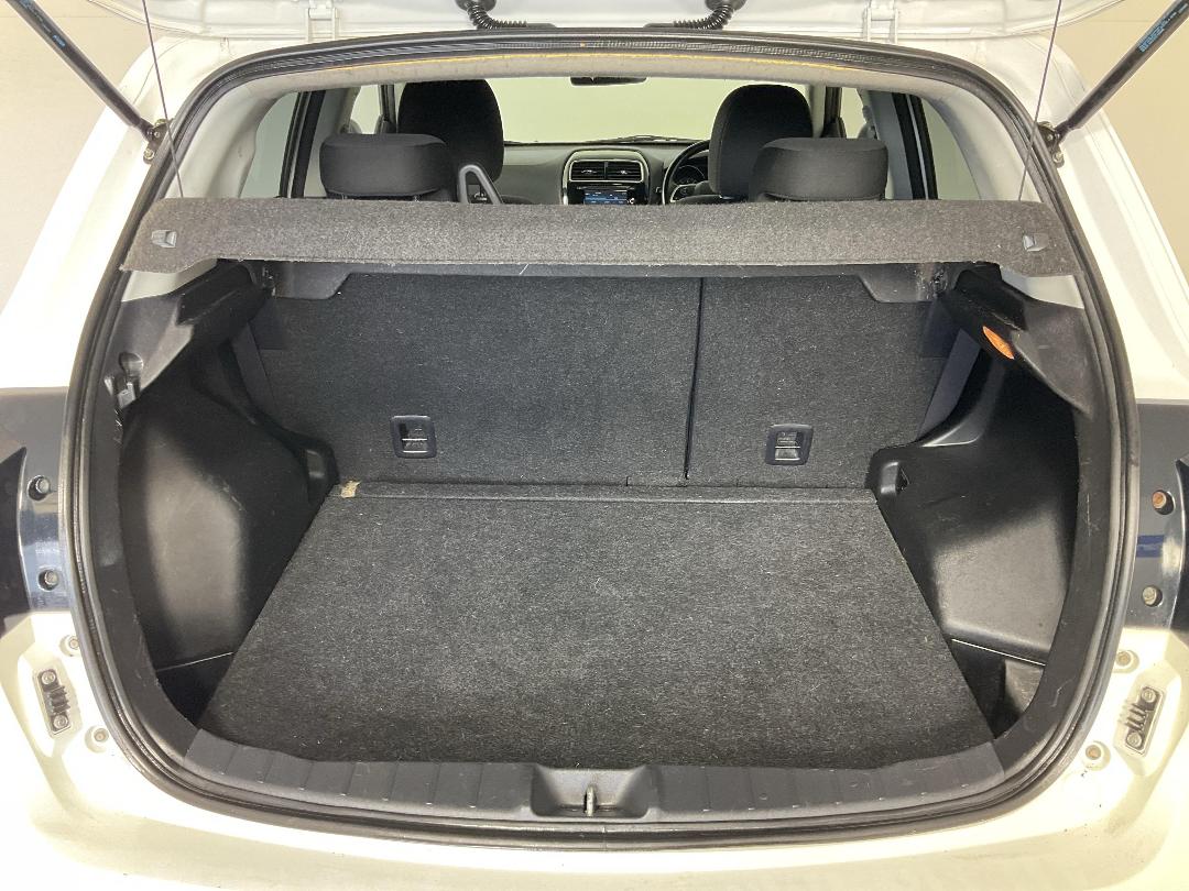 Photo '14' of Mitsubishi ASX