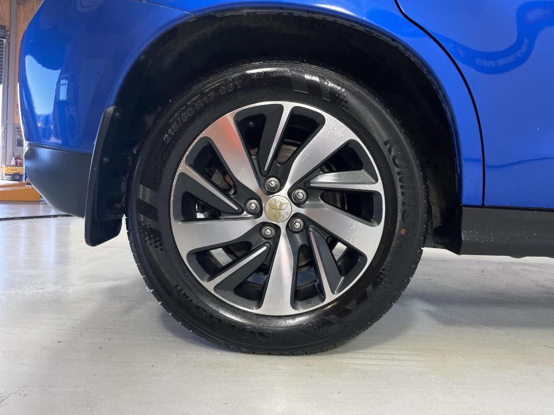 Photo '12' of Mitsubishi ASX Photo '12' of Mitsubishi ASX