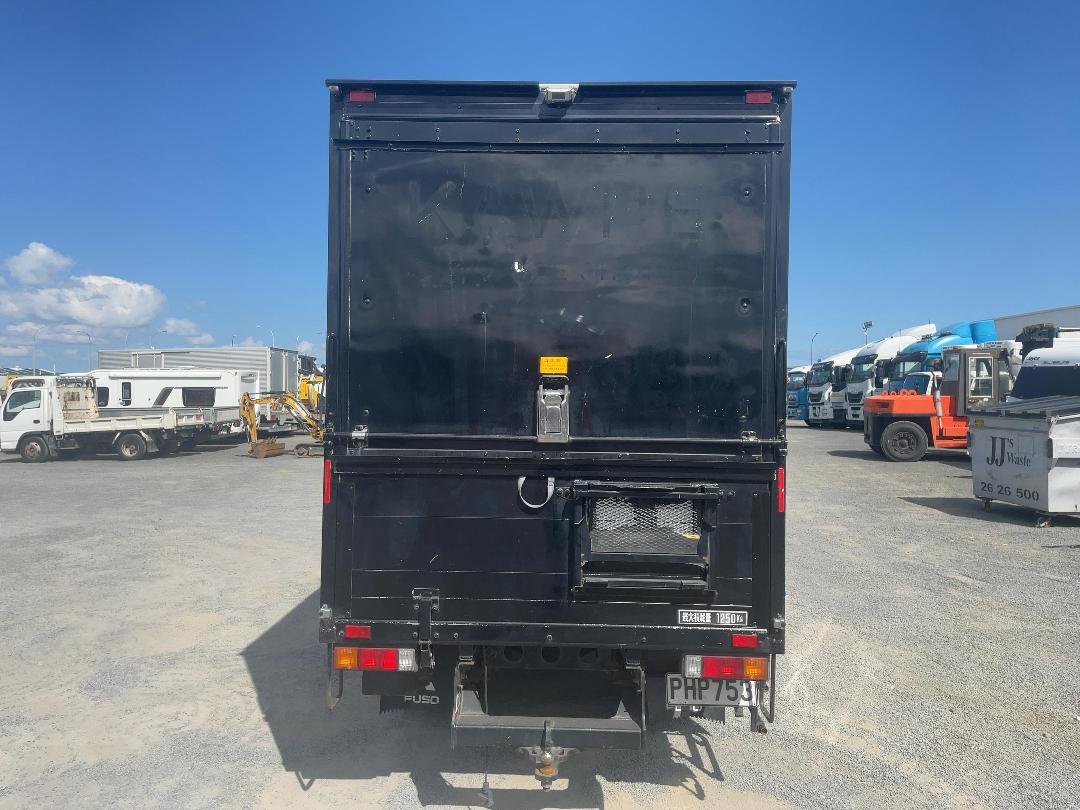 Photo '5' of Mitsubishi Canter Food Truck