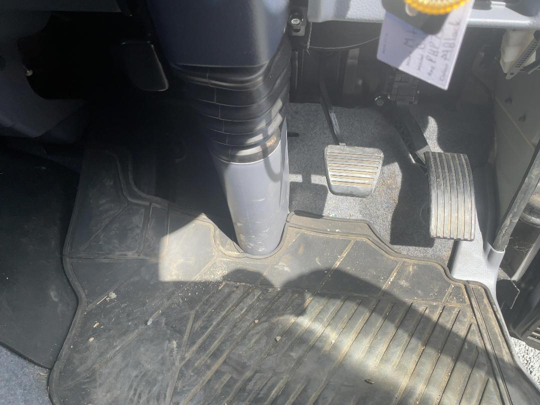 Photo '14' of Mitsubishi Canter Food Truck