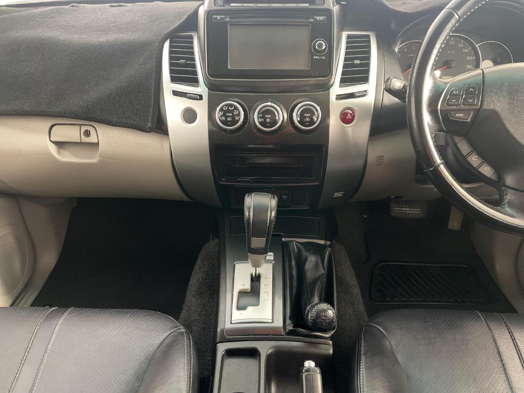 Photo '16' of Mitsubishi Challenger EXC TD Photo '16' of Mitsubishi Challenger EXC TD