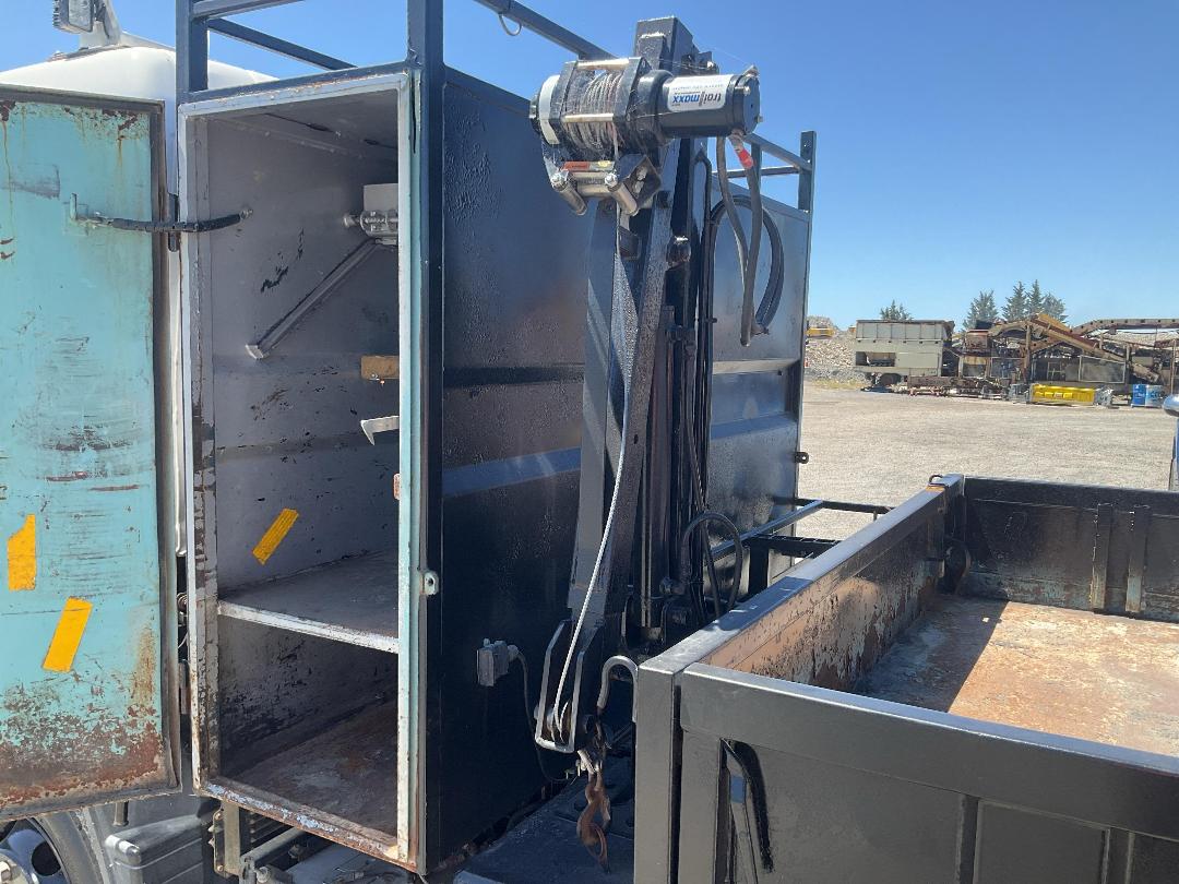 Photo '19' of Mitsubishi Fuso Canter FEC60T1 EURO 5 - 616 Tipper