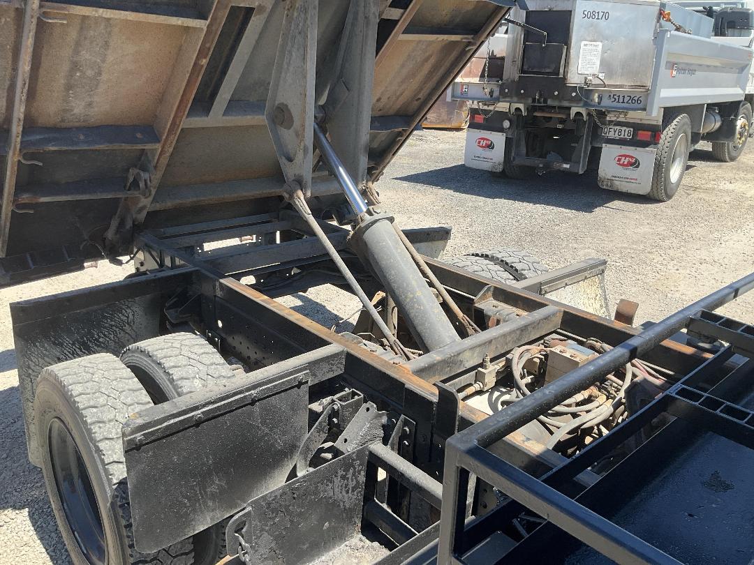 Photo '23' of Mitsubishi Fuso Canter FEC60T1 EURO 5 - 616 Tipper