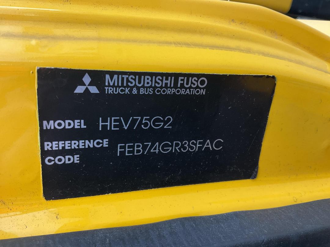 Photo '32' of Mitsubishi Fuso Canter HEV60G2 EURO5 HYBRID Curtainsider