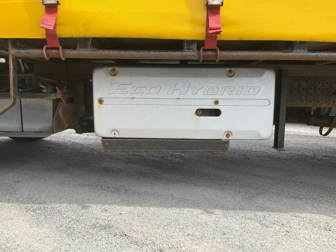 Photo '23' of Mitsubishi Fuso Canter HEV60G2 EURO5 HYBRID Curtainsider