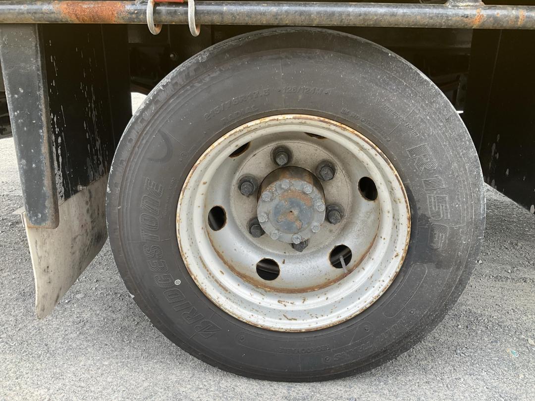 Photo '38' of Mitsubishi Fuso Canter HEV60G2 EURO5 HYBRID Curtainsider