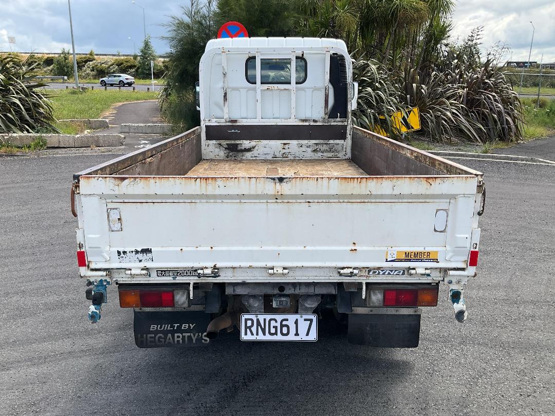 Photo '6' of Mitsubishi Fuso Canter FEA55B1 EURO 5 Flat Deck