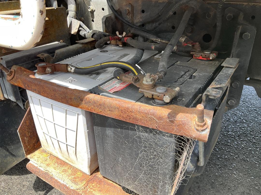 Photo '29' of Mitsubishi Fuso Canter FEA55B1 EURO 5 Flat Deck