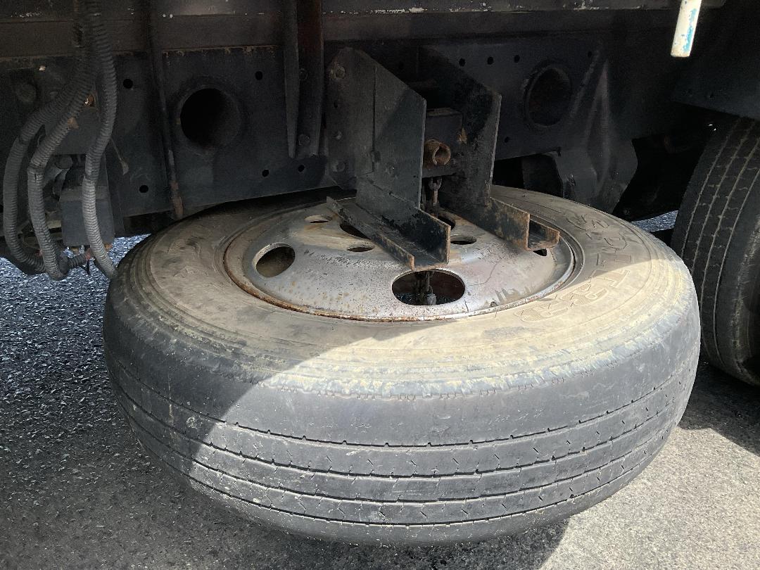 Photo '30' of Mitsubishi Fuso Canter FEA55B1 EURO 5 Flat Deck