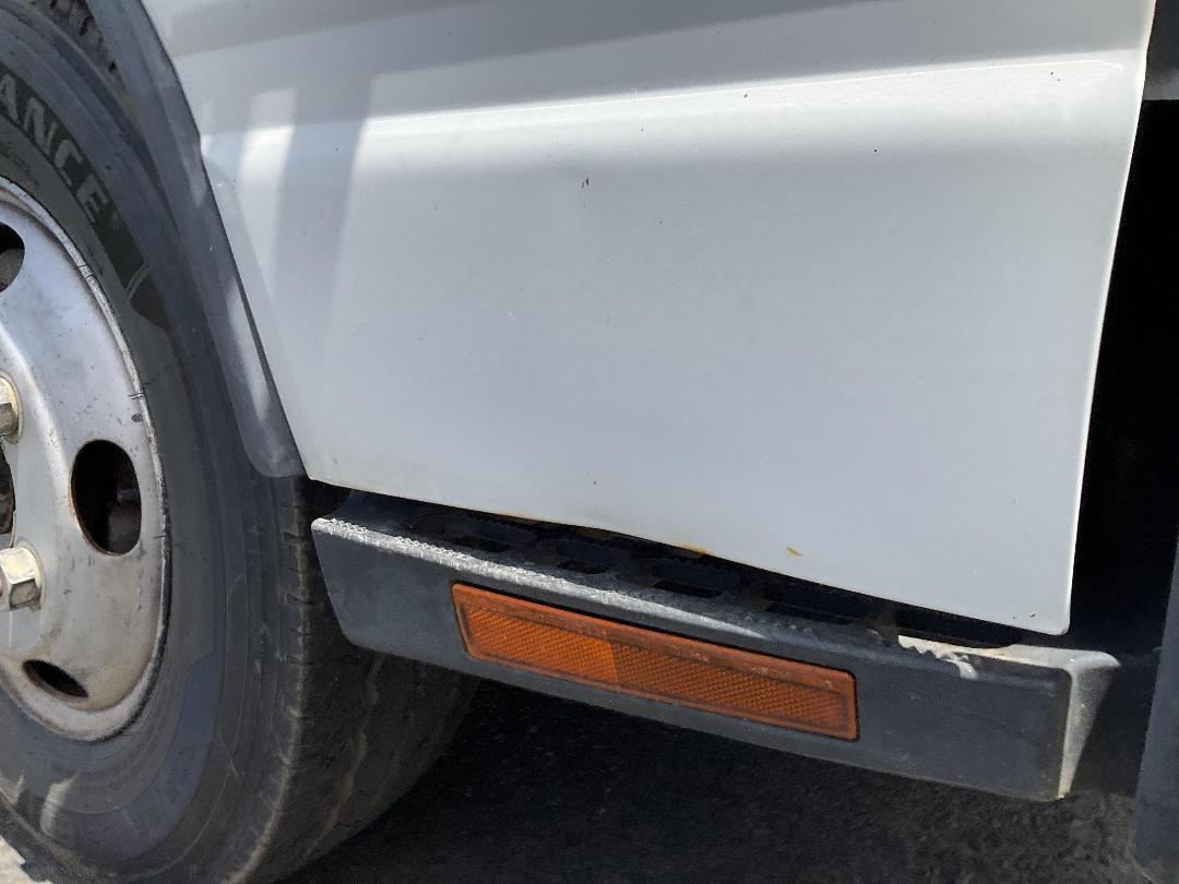 Photo '39' of Mitsubishi Fuso Canter FEA55B1 EURO 5 Flat Deck