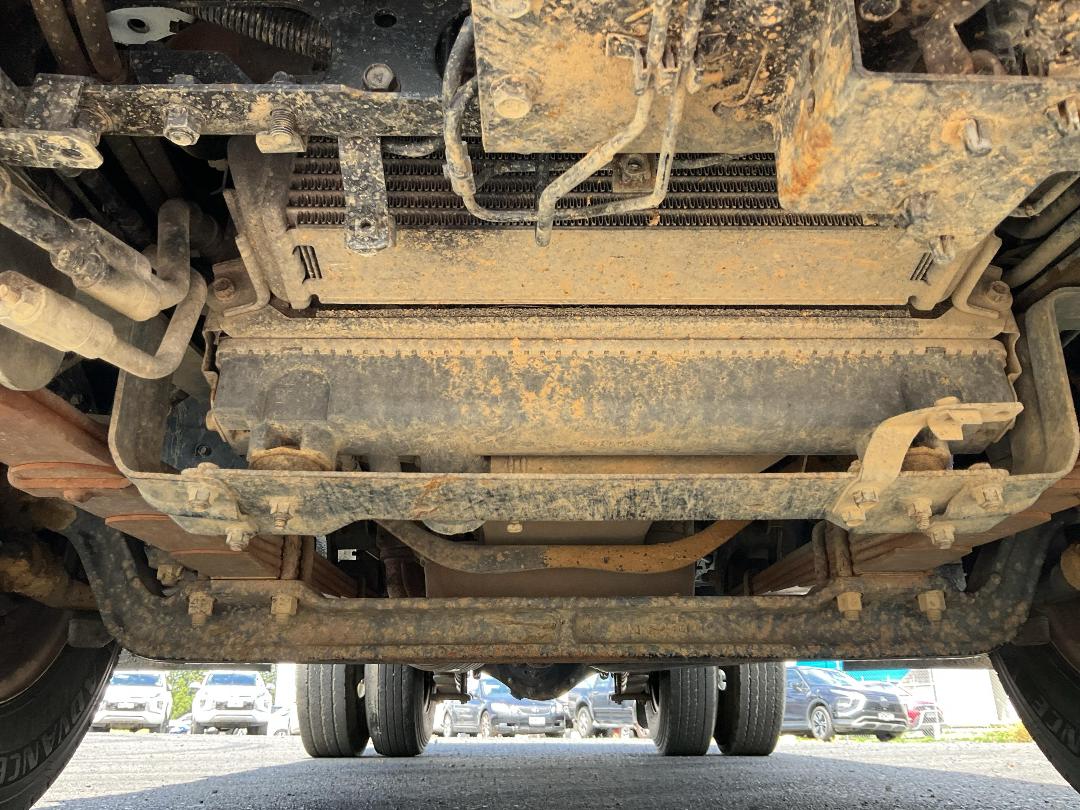 Photo '49' of Mitsubishi Fuso Canter FEA55B1 EURO 5 Flat Deck