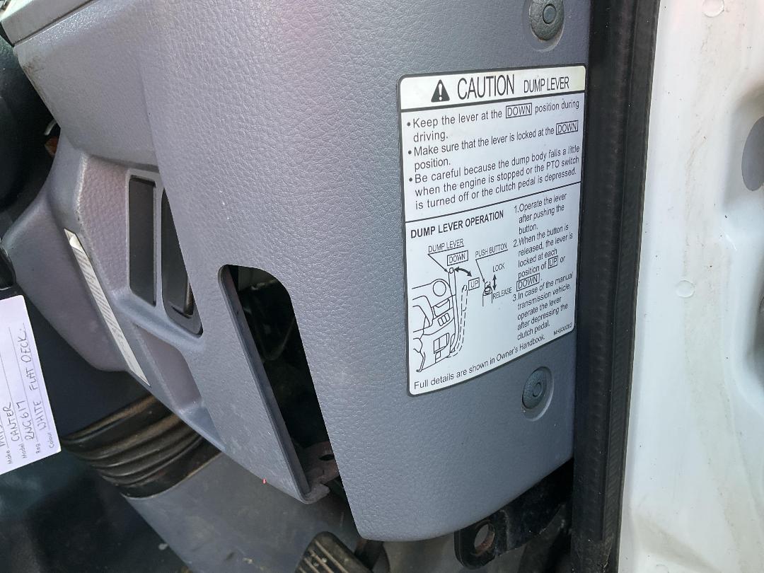 Photo '51' of Mitsubishi Fuso Canter FEA55B1 EURO 5 Flat Deck