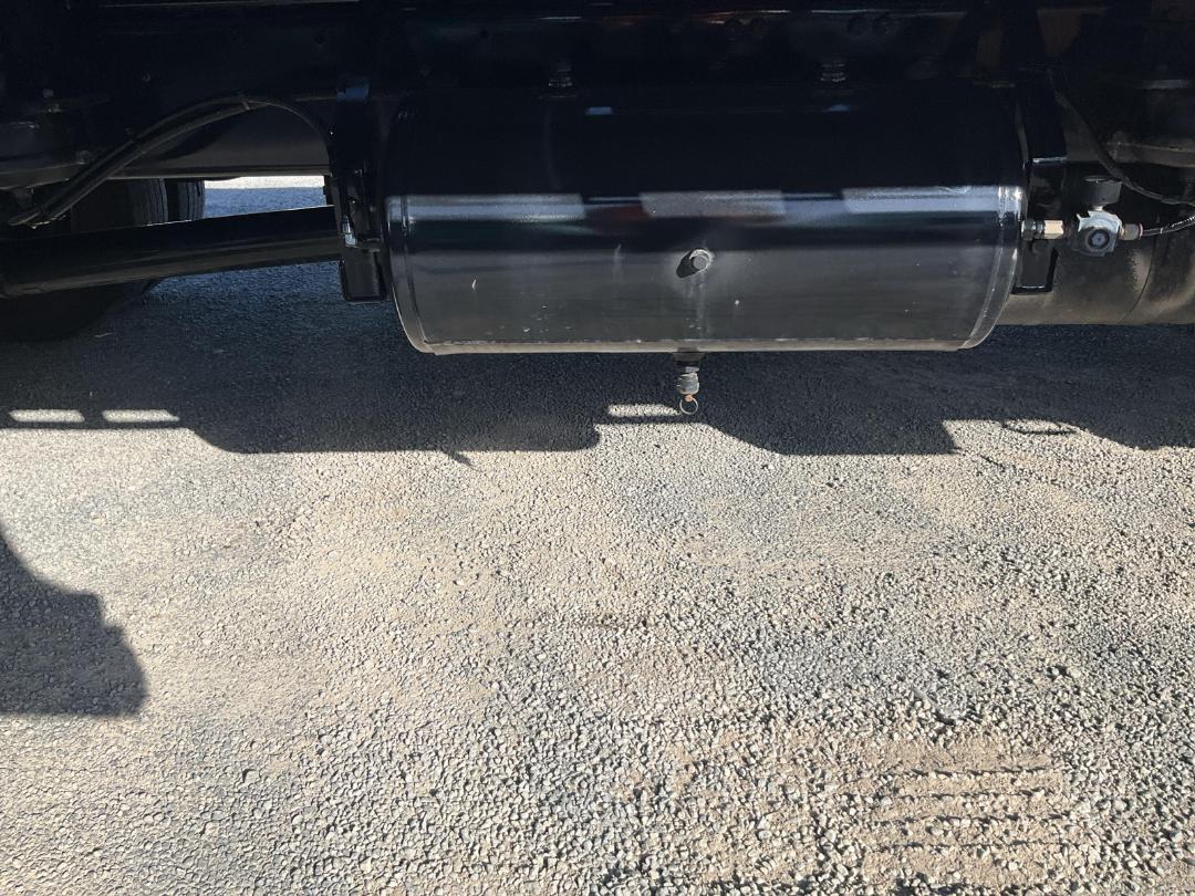 Photo '24' of Mitsubishi Fuso Fighter FK250K9 Flat Deck