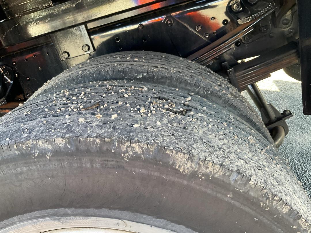 Photo '36' of Mitsubishi Fuso Fighter FK250K9 Flat Deck